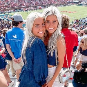 Meet your Posher, Megan